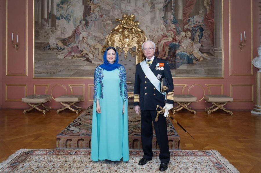 The Ambassador of the Sultanate of Oman presents her credentials to the King of Sweden Oman's Ambassador presents her credentials to the King of Sweden