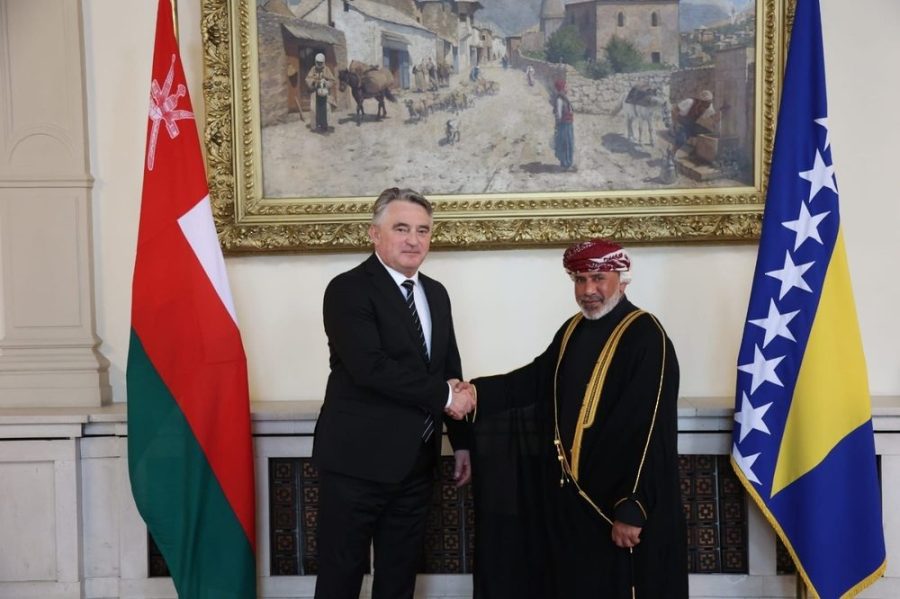 The non-resident Ambassador of the Sultanate of Oman to Bosnia and Herzegovina presents his credentials Oman's non-resident Ambassador to Bosnia Herzegovina presents his credentials