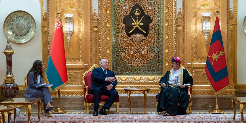 جلالةُ السُّلطان المُعظم ورئيسُ بيلاروس يعقدان جلسةَ مباحثات
