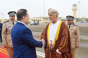 رئيسُ الوزراء العراقي يغادر البلاد