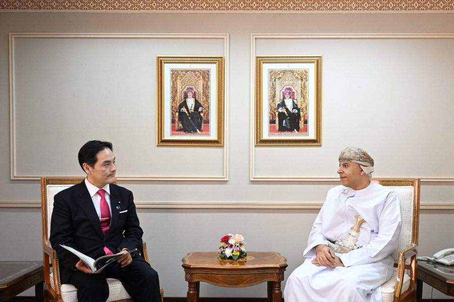 unnamed (1) The Sultanate of Oman and Japan are discussing enhancing areas of trade and investment cooperation