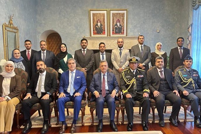 واشنطن: السفارة تستقبل وزير مالية سلطنة عمان واشنطن: السفارة تستقبل وزير مالية سلطنة عمان