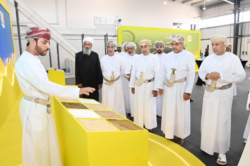 افتتاح مصنع لإنتاج الأعلاف الحيوانية والأحياء المائية بمدينة خزائن الاقتصادية