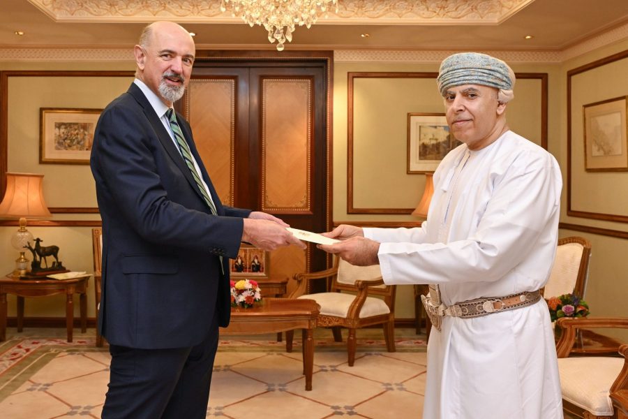 Administrative Undersecretary receives copy of credentials for new Ambassador of Australia Administrative Undersecretary receives copy of credentials for new Ambassador of Australia