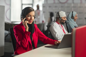 نمو قطاع الاتصالات في سلطنة عُمان محققًا أرقامًا قياسية تعزّز التحول الرقمي